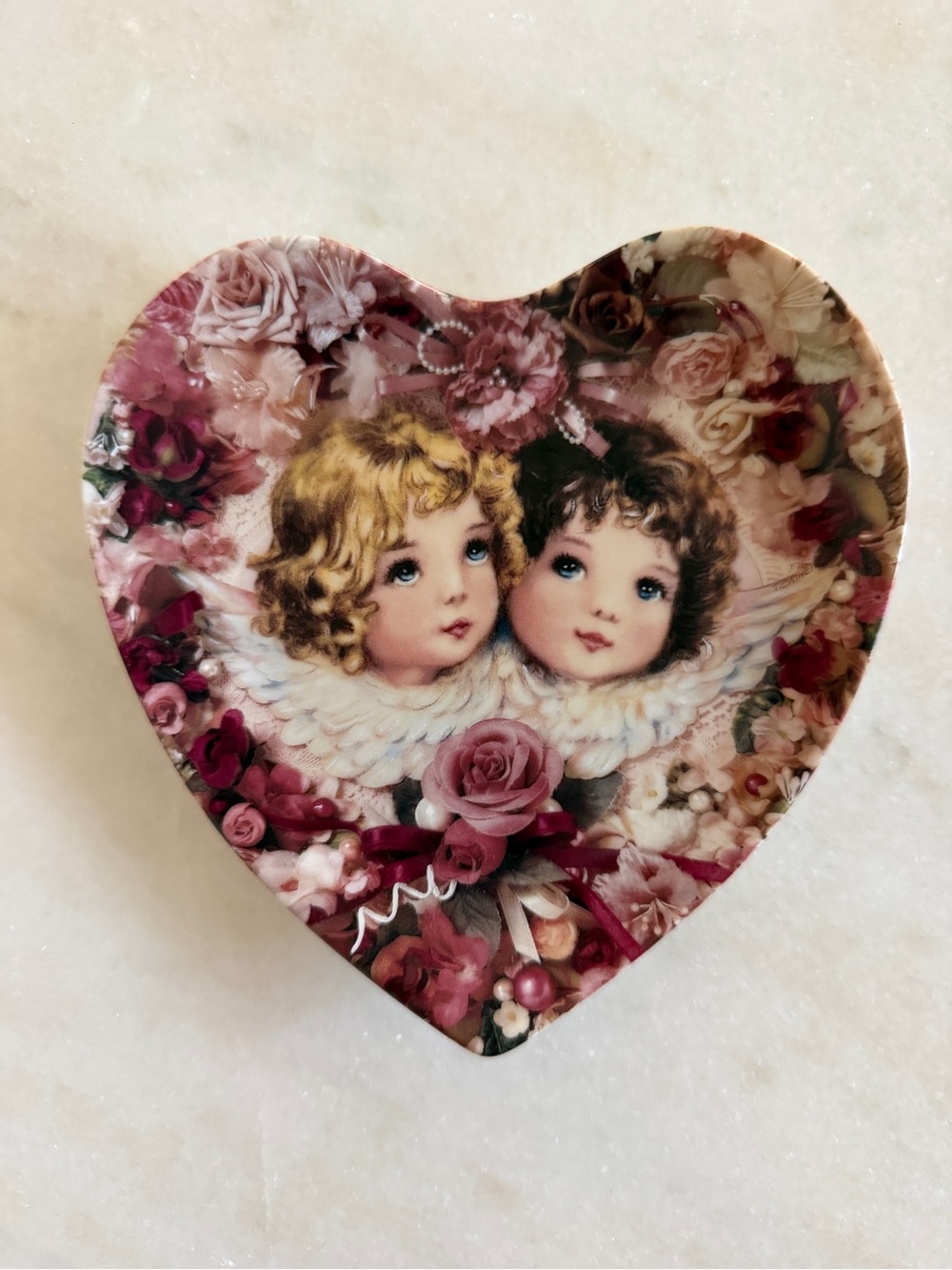 Esley Collection Heart-Shaped Porcelain Dish in White and Cream